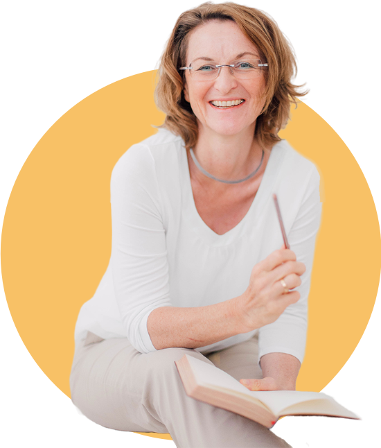 Eva-Maria Beck - Marketingatelier Beck 2 Bei Eva-Maria Beck - hier mit Brille und weißer Bluse - kann man sich eine professionelle Website erstellen lassen.